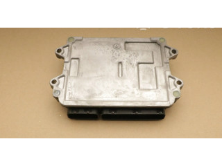 Блок управления двигателя P5BX18881   Mazda 3 II