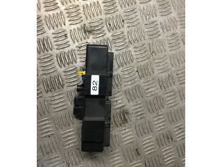 Блок предохранителей    Chevrolet Captiva    