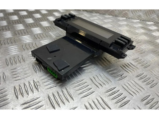 Дисплей    31210467   Volvo V70