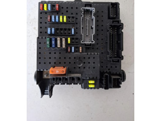 Блок предохранителей 30786646, 07W134   Volvo V70    
