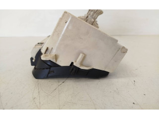 Панель приборов 81117788   Volkswagen PASSAT B4       