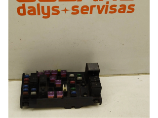 Блок предохранителей 82241SC020, 807431   Subaru Forester SH    