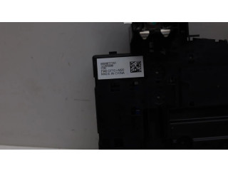 Блок предохранителей 8889877787, 32265898 Lynk & co 01