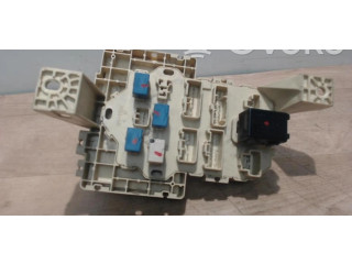 Блок предохранителей     Suzuki Splash    