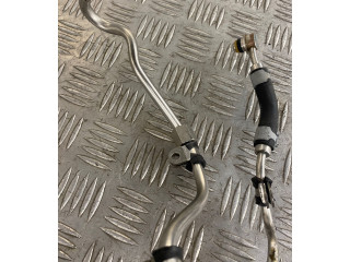 Vstřikovací lišta 06E133682C   Audi A8 S8 D4 4H    CREC 