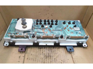 Панель приборов 7700841348, 09041560010   Renault Clio I       