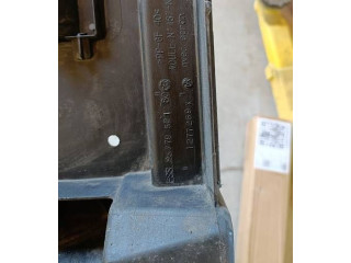 Комплект радиатора    Peugeot 208