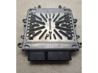 Блок управления двигателя 30771550, 0281012103 Volvo S60