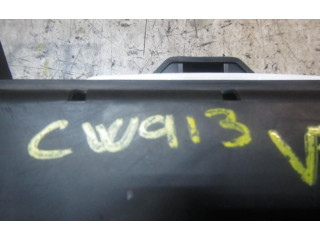 Панель приборов 8201060310   Renault Clio III       