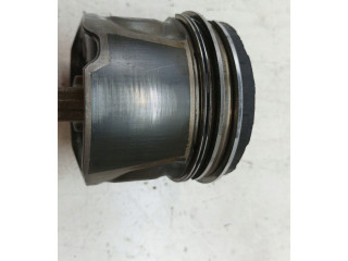  Поршень с шатуном    Volvo S80  