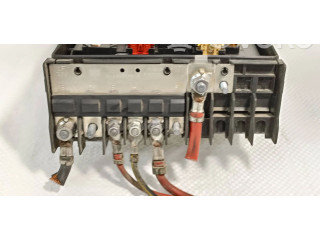 Pojistková skříňka 1K0937125D Volkswagen Caddy 2011