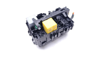 Блок предохранителей  9806192580   Peugeot 2008 I    