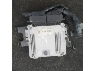 Řídící jednotka 0281031716, 391402A530 Hyundai i40 2015