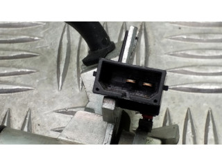 Замок задней крышки (наружный)