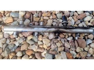 Магистральная трубка топлива