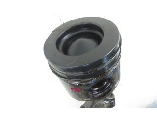 Поршень с шатуном 4HN Mitsubishi Outlander