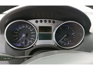 Панель приборов    Mercedes-Benz ML W164       
