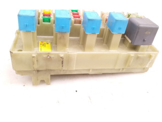 Pojistková skříňka Toyota Camry 2005