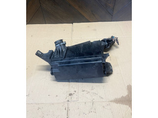 Блок предохранителей     Honda HR-V    