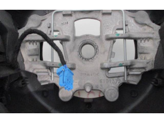 Кнопки рулевого колеса