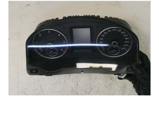 Панель приборов Volkswagen Golf Plus