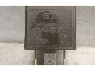 Блок предохранителей DH2214B192CA, VF4A11F21Z33TE Jaguar XE