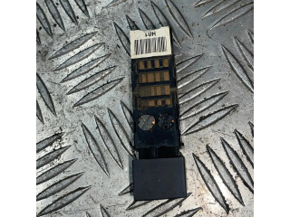 Включатель обогрева стекла с помощью электричества