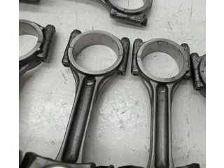 Шатун Volkswagen PASSAT B8