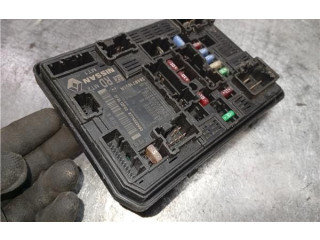 Блок предохранителей  284B71965R, H4DE470   Dacia Sandero III    