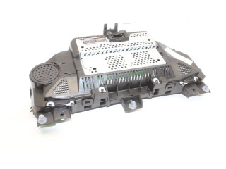 Přístrojová deska Volkswagen Touareg II 2011 7P6920981