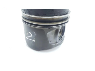 Поршень с шатуном K9K656 120A17296R, 1111AA Dacia Duster