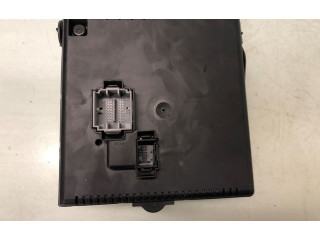 Блок предохранителей 30728512, 30728512 Volvo V70