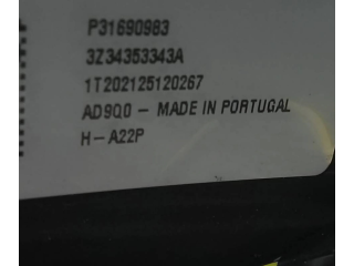 Руль Volvo XC40 - года 31690983, 3Z34353343A