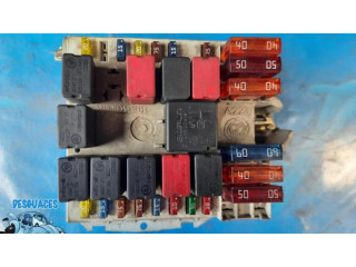 Блок предохранителей 51742420   Alfa Romeo GT    