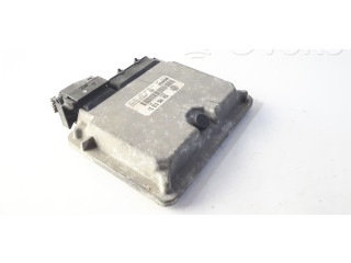 Блок управления двигателя 0261206144, 06A906018DJ   Skoda Octavia Mk1 (1U)