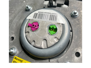 Подушка безопасности водителя 30661018, C2008F0120201 Volvo S60