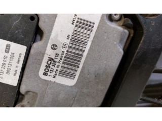 Рулевая рейка  Радиатор охлаждающей жидкости 31111543, 992453R   Volvo XC90 2003 - 2006 года