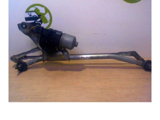 Моторчик дворников Dacia Duster