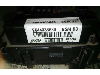 Блок предохранителей  9644038680, 0090012   Citroen Xsara    