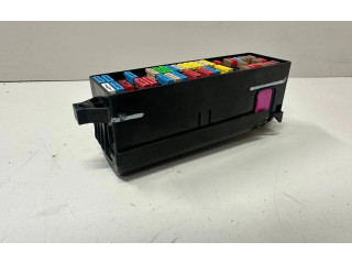 Блок предохранителей 63593576 Skoda Fabia Mk2 (5J)