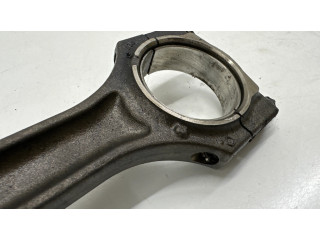 Píst    BMW 5 G30 G31  pro naftový motor 2.0  