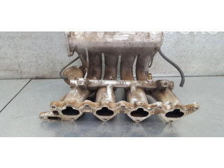 Всасывающий коллектор MD176945 Mitsubishi Space Wagon 1992 - 1998 года