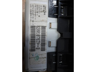 Дисплей    8200107839-B   Renault Megane II