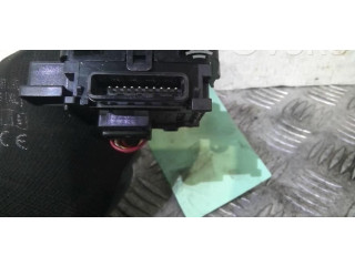 Ручка стеклоочистителей MR570116 Mitsubishi Montero