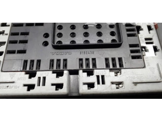 Блок предохранителей  30679527   Volvo V70    