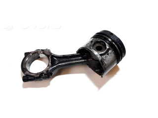 Поршень с шатуном Nissan Sunny для дизельного двигателя 2.0