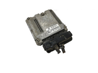 Řídící jednotka 03G906016HN, 1039S10847   Volkswagen Caddy 2006