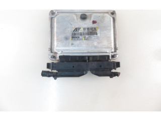 Řídící jednotka 028101182, 038906019NA Seat Alhambra (Mk1) 2005