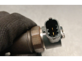 Форсунка 338002A400, 0445110256BOSCH Hyundai Getz D4FA