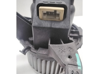 Вентилятор печки    77366898, 1D4230000   Fiat 500L